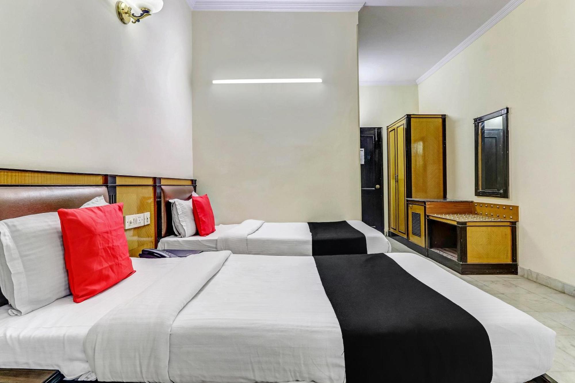 Hotel O Grand Central Delhi  Exterior photo