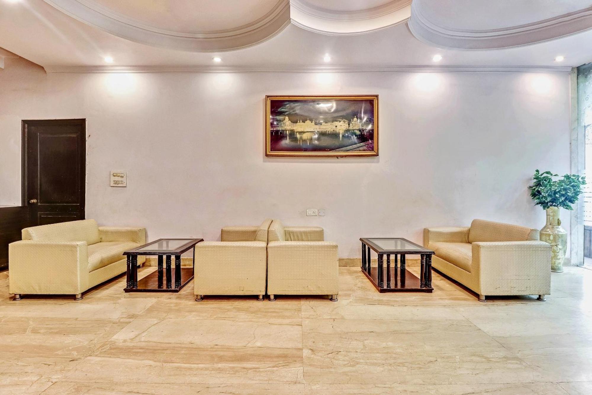 Hotel O Grand Central Delhi  Exterior photo