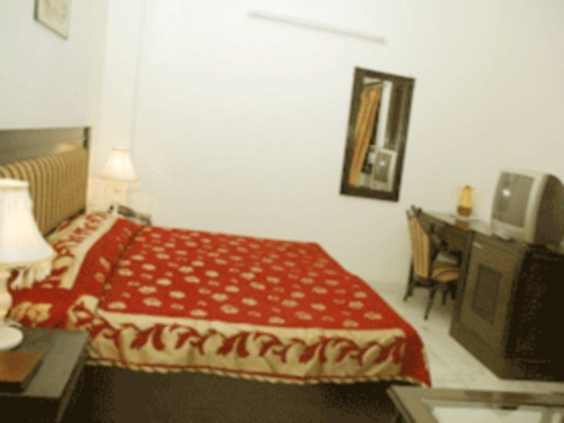 Hotel O Grand Central Delhi  Exterior photo