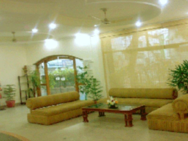 Hotel O Grand Central Delhi  Exterior photo